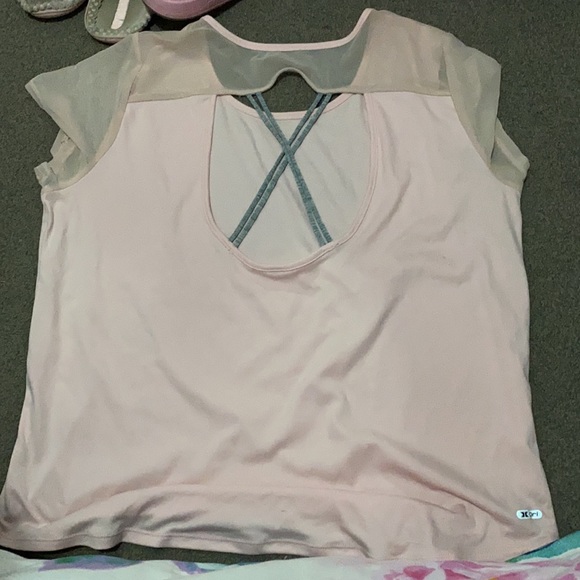 Pink activewear top - Picture 2 of 2